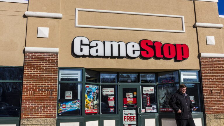 GameStop Jumps 4% as Ryan Cohen Buys 1.15 Million More Shares - aol.com