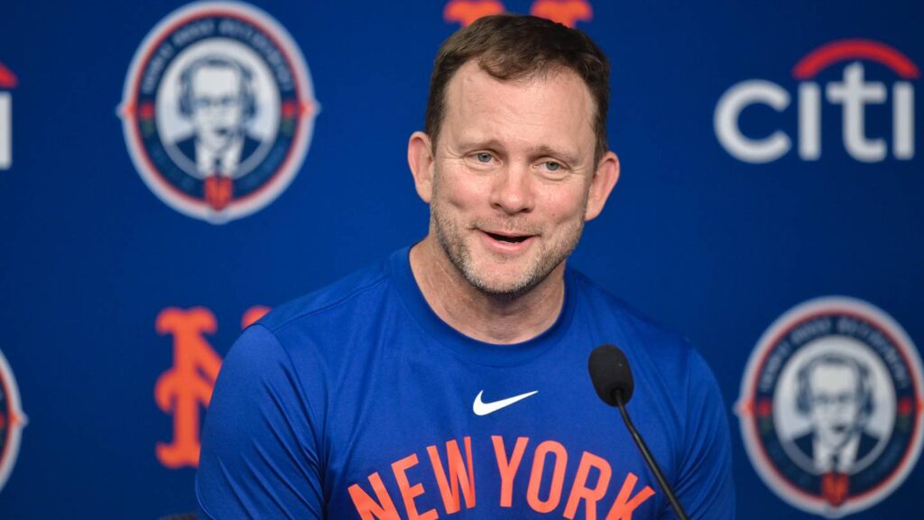 Mets Decide to Make Andy Green Permanent Manager With New Three-Year Deal - Sports Illustrated