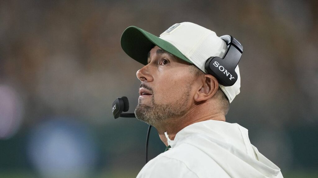 Embarrassing Loss in Home Opener Exposes What’s Wrong With the Packers - Sports Illustrated