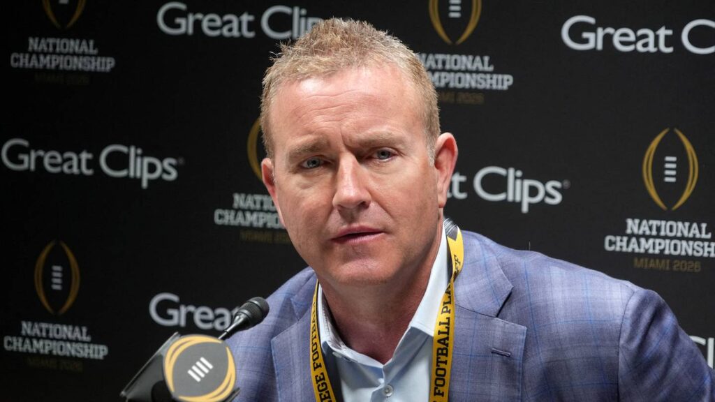 ESPN Tells Kirk Herbstreit to Stop Talking During Tennessee-Texas - Sports Illustrated