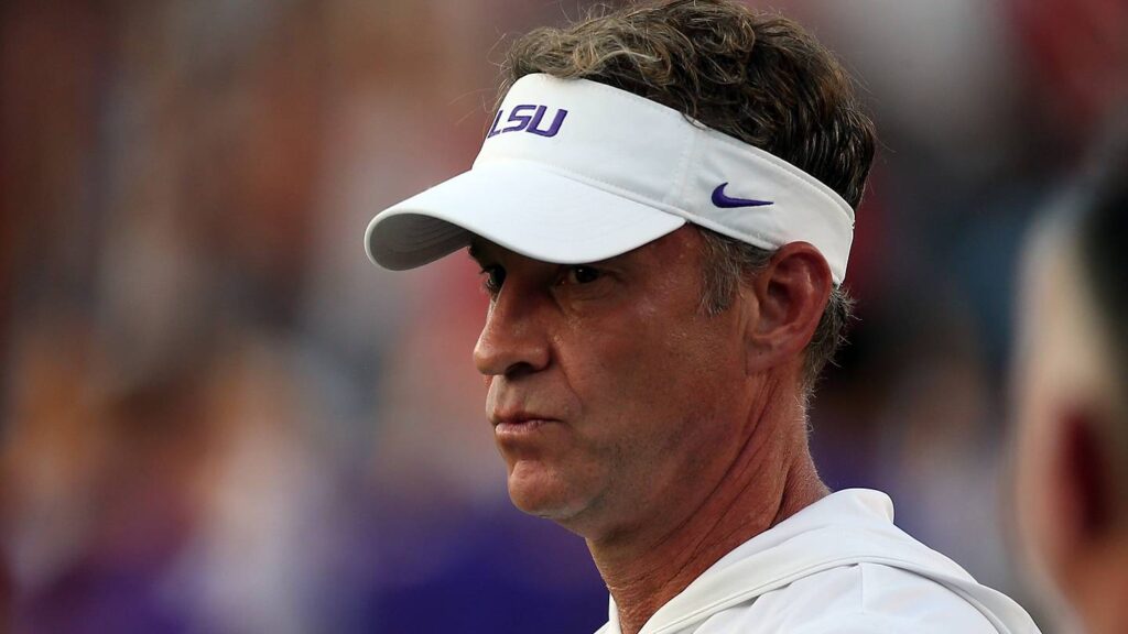 Lane Kiffin on Whit Weeks Injury for LSU: 'It Looked Really Bad' - Sports Illustrated