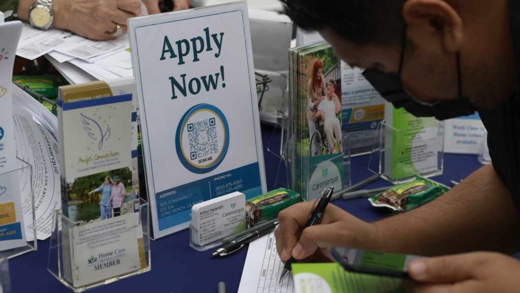 U.S. payrolls rose 162,000 in August, much more than expected; unemployment rate at 4.1% - CNBC