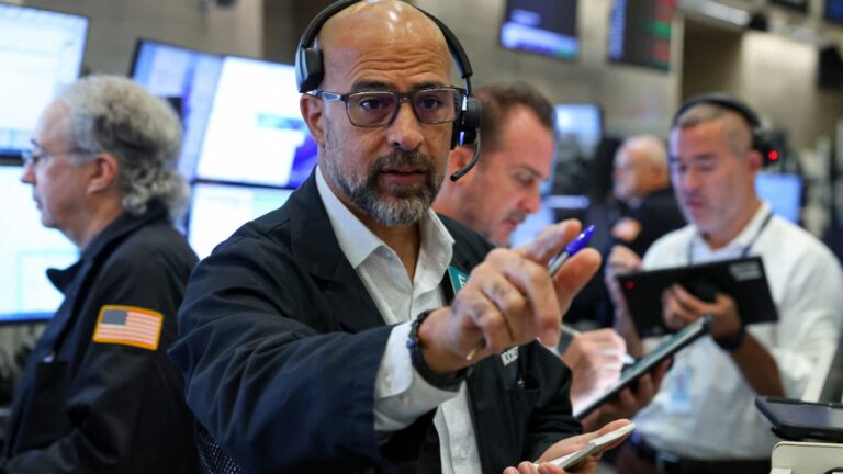 Stock futures fall as investors weigh AI safety concerns, oil gains: Live updates - CNBC