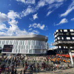 Céline Dion at La Défense Arena: what you need to know about the merchandise sales points - Sortir à Paris