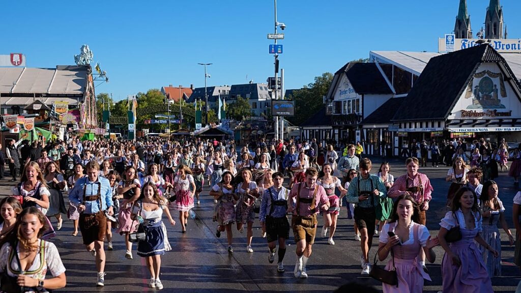 Oktoberfest halfway through: Is closure of the Wies back on the cards? - Euronews.com