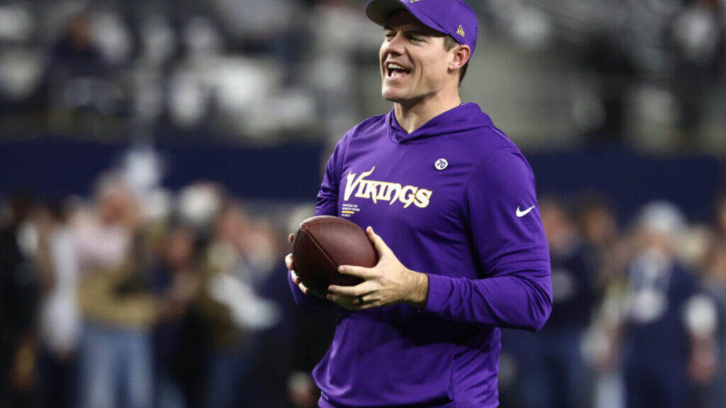 Minnesota Vikings Shake Up Roster Before Packers Showdown - Yardbarker