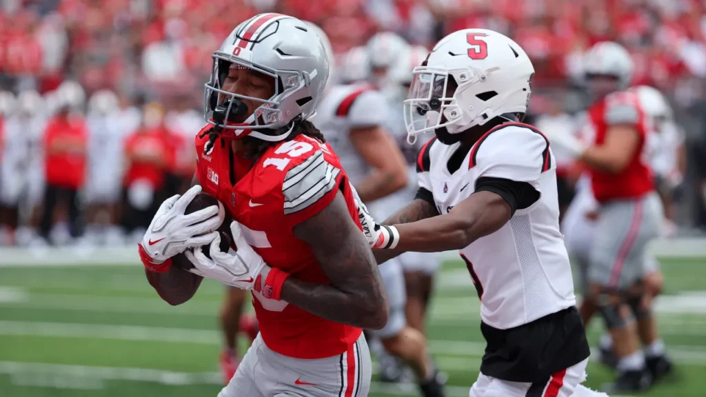 Meet Chris Henry Jr., son of ex-NFLer next in line of Ohio State's star receivers - sportingnews.com