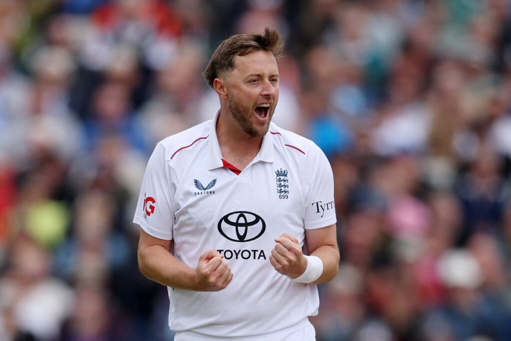 Ollie Robinson reaches major milestone in England’s final Test against Pakistan - The Independent