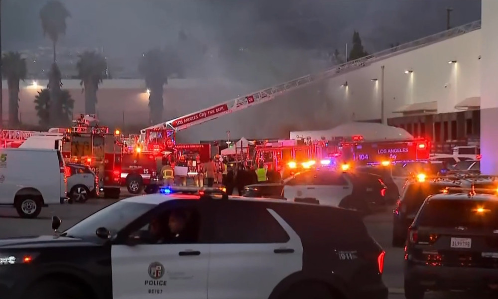 NBC Los Angeles helicopter crashes while covering deadly bus accident - BNO News