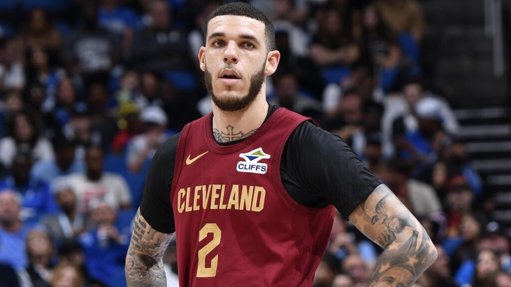 Lonzo Ball Discusses His Health, Injury History in Video, 'I Feel Like I Gave Everything I Had' - Bleacher Report
