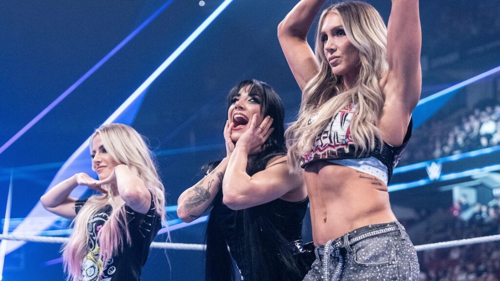 Charlotte, Alexa Bliss & Tatum Paxley Lose to Jade Cargill, Michin & B-Fab at WWE SNME in Atlanta - bleacherreport.com