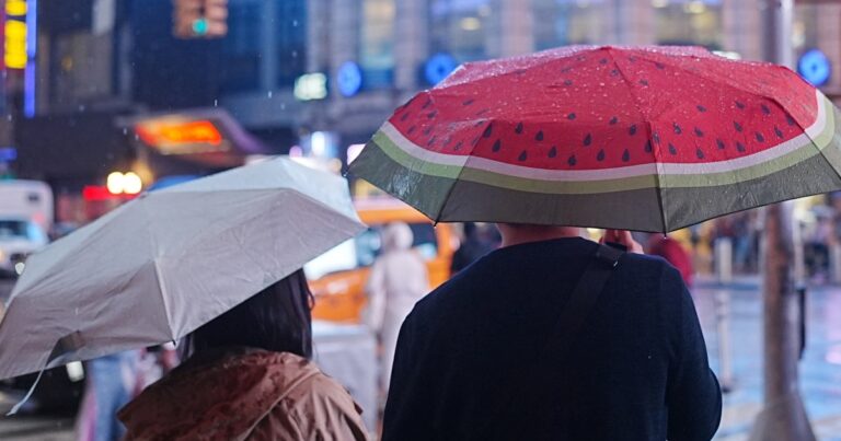New York City warns of possible flash floods as thunderstorms develop along East Coast - NBC News