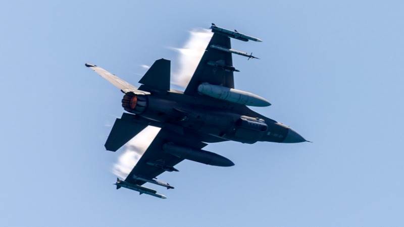 F-16 fighter aircraft crashes in Northern Michigan - breakingthenews.net