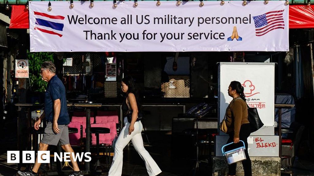 US aircraft carrier docks near Thai beach resort Pattaya after record 250 days at sea - bbc.com