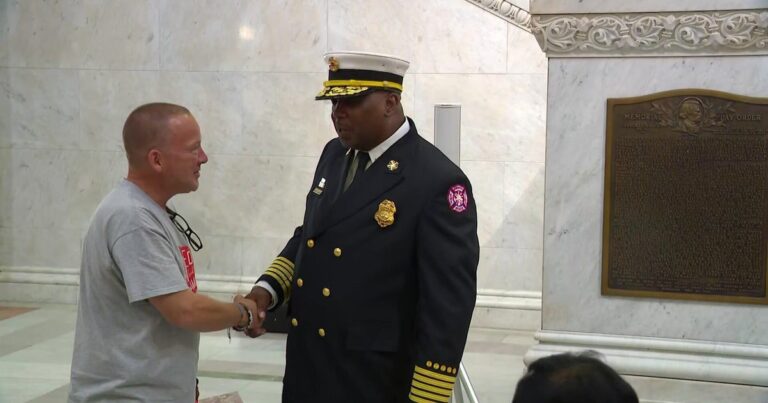 New leader of Minneapolis Fire Department is an experienced "visionary," retired chief says - CBS News
