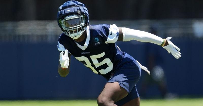 Jul 27, 2023; Oxnard, CA, USA; Dallas Cowboys linebacker DeMarvion Overshown (35) wears a Guardian helmet cap during training camp at Marriott Residence Inn-River Ridge Playing Fields. Mandatory Credit: Kirby Lee-USA TODAY Sports - The Lufkin Daily News