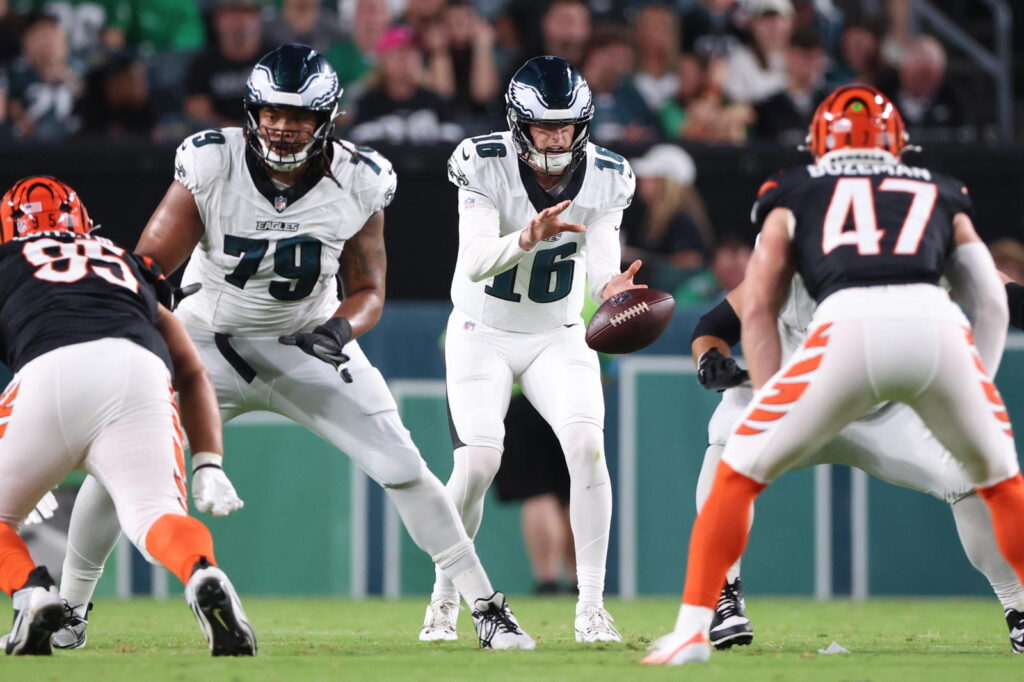 Eagles Might Have Obvious Trade Candidate After Last Year - roundtable.io