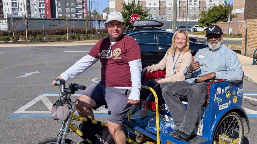 FSU rule leaves pedicabs on sidelines on football game day - Tallahassee Democrat