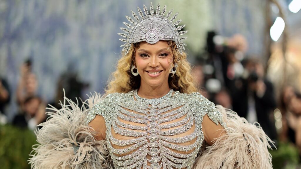 Beyoncé releases new song with Pharrell Williams on new 'B'Day' album - USA Today