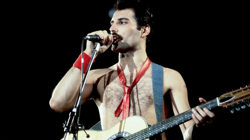 Freddie Mercury’s final days are revealed by his closest friend in a rare interview: “It got chaotic” - Guitar Player