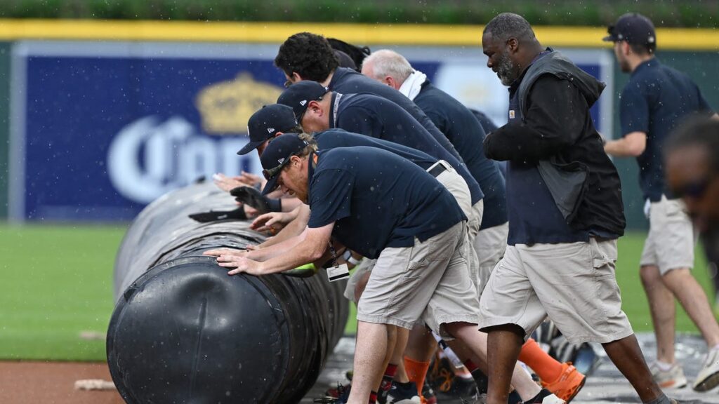 Tigers-Twins finale in rain delay at Comerica Park - The Detroit News