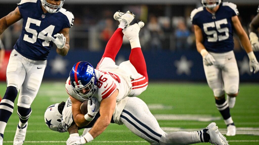 Raiders elevate Chris Myarick, Cody White to active roster for Week 2 - Raiders Wire