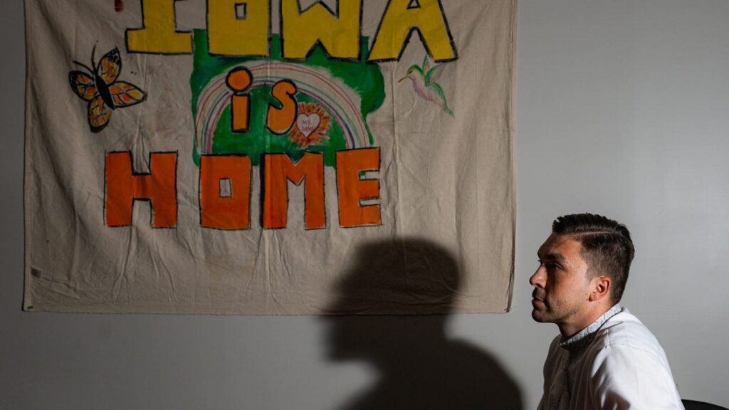 Nearly 1,600 Iowa TPS holders face uncertainty as deadlines near - The Des Moines Register