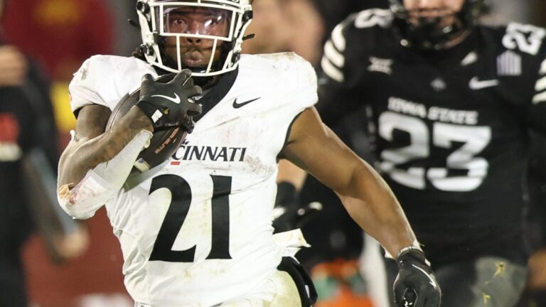 Ex-UC Bearcats RB Corey Kiner could see time for Patriots in opener - Cincinnati Enquirer