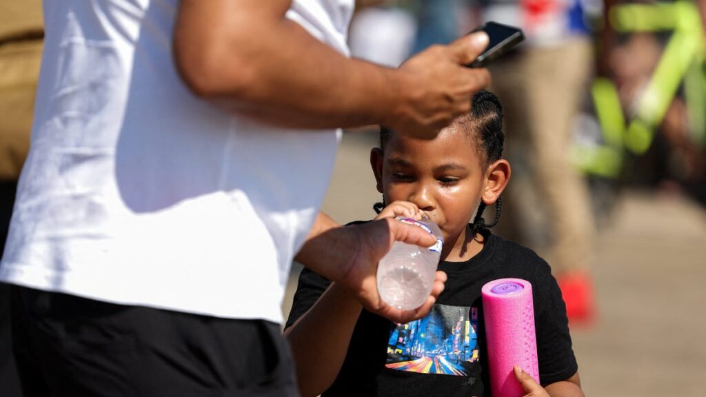 Don't go outside. 105+ heat indexes this week in Illinois - Peoria Journal Star