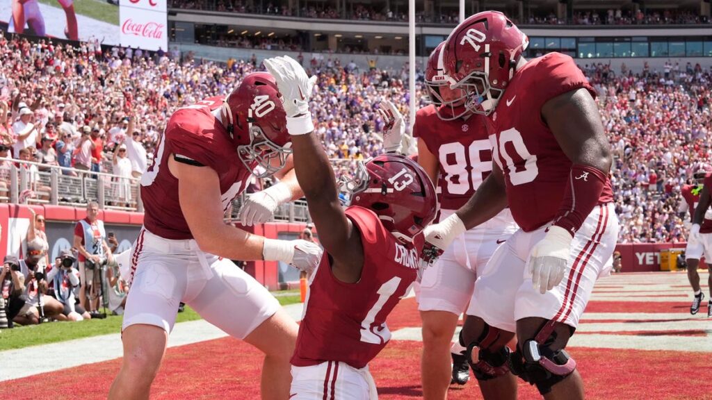 Watch EJ Crowell score his first Alabama football touchdown vs ECU - The Tuscaloosa News