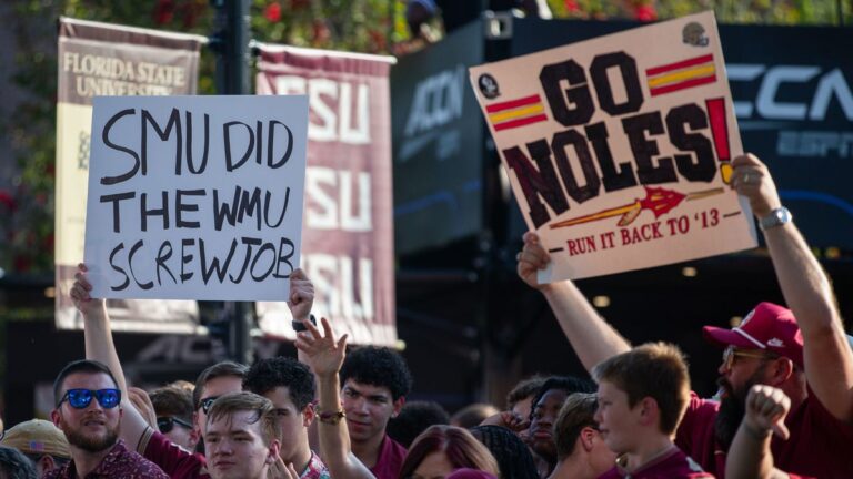 FSU vs SMU power outage delay: 'We waited long enough to play, what's another 30 minutes' - USA Today