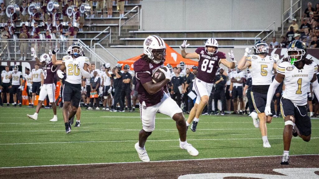 See our best photos from Missouri State football vs Lindenwood in Week 2 - Springfield News-Leader