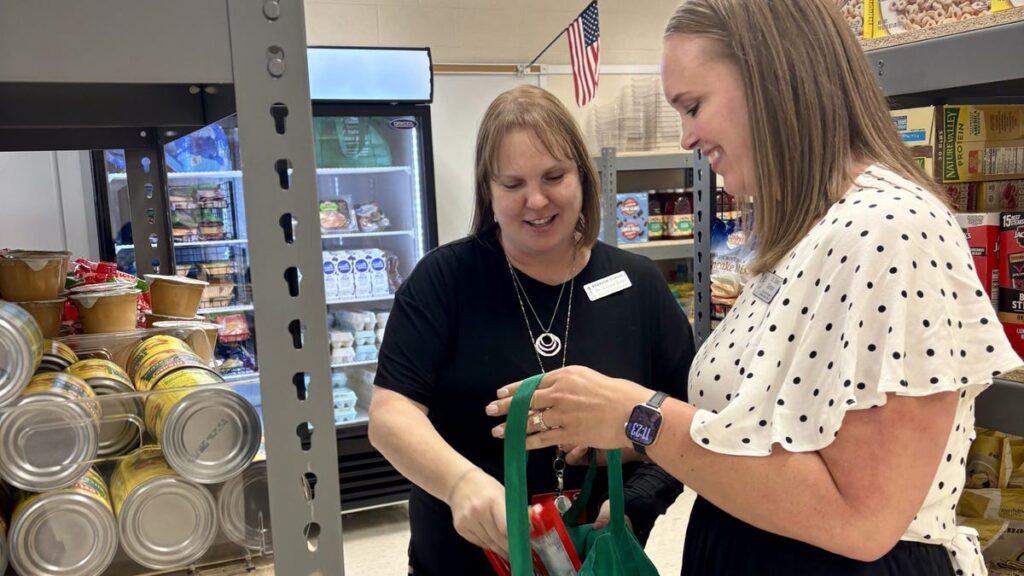 Food pantry opens at Branson High to support students and families - Springfield News-Leader