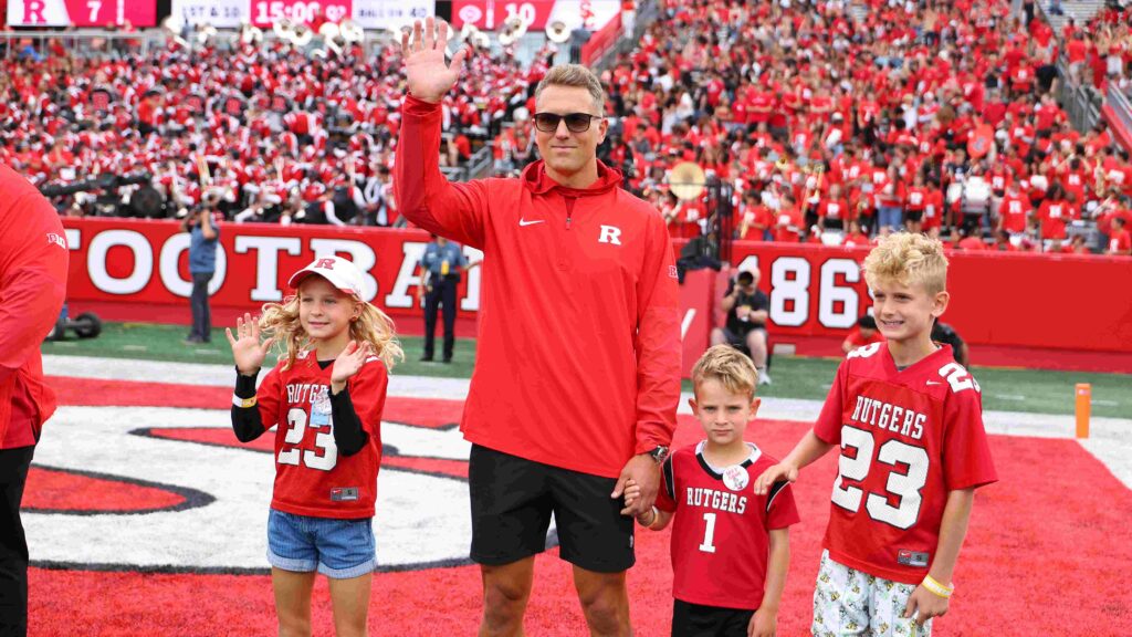 Rutgers football fans cheer for reunion of beloved 2006 squad - Asbury Park Press