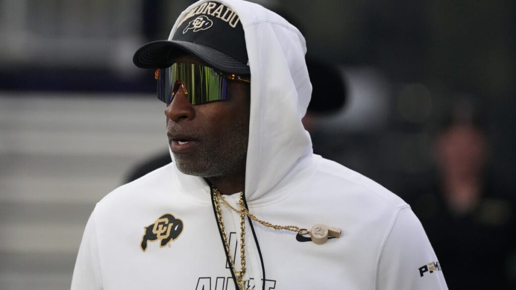 Deion Sanders kicks players off team after blowout loss. Then came a public apology - usatoday.com