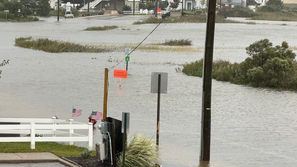 Nor'easter update: Coastal flooding, winds pound Jersey Shore - Asbury Park Press