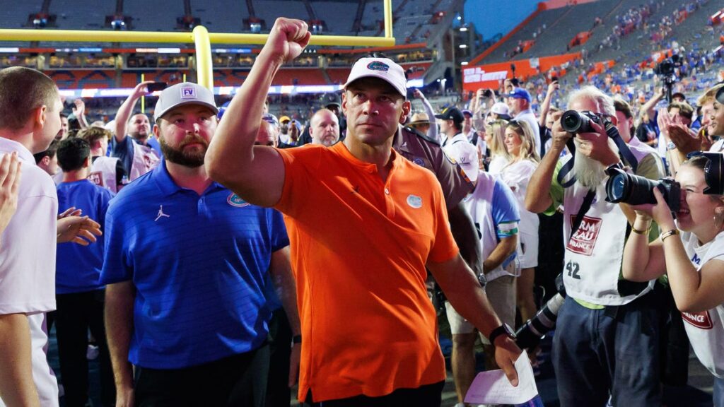 College football rankings shuffled with Florida surging in US LBM Coaches Poll Top 25 - USA Today