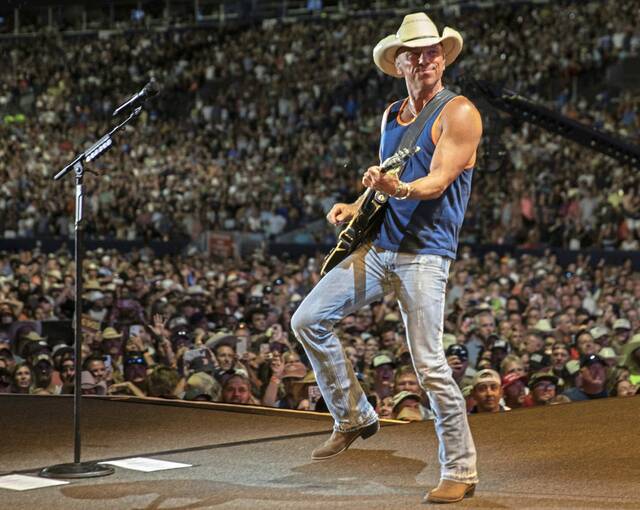 Kenny Chesney returning to Acrisure Stadium in Pittsburgh - TribLIVE.com