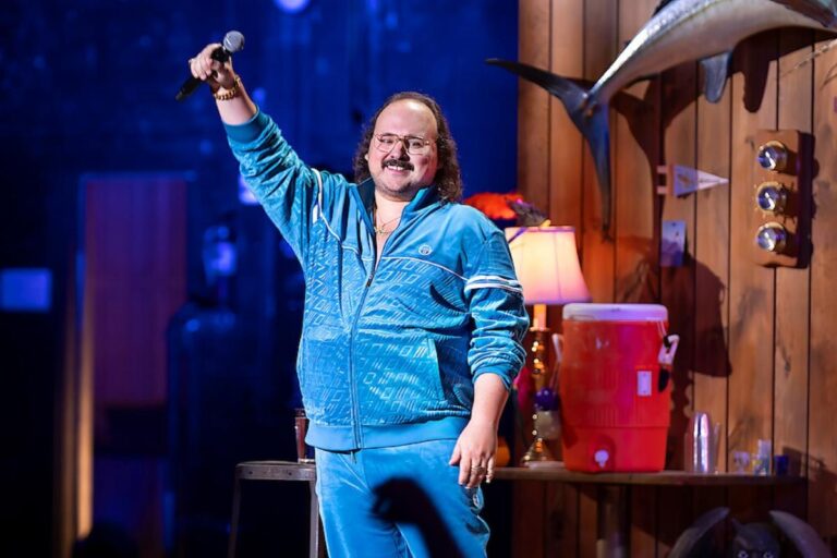'Stavros Halkias: Uncle Stav' Netflix Review - Decider