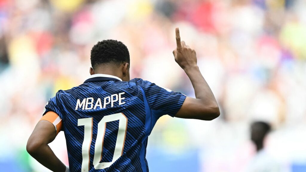 When will Kylian Mbappé start wearing On boots for Real Madrid? - Diario AS