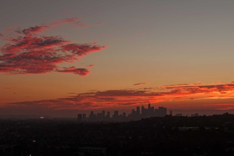 Where Permanent Daylight Saving Plan Stands Two Months Before Clock Change - Newsweek