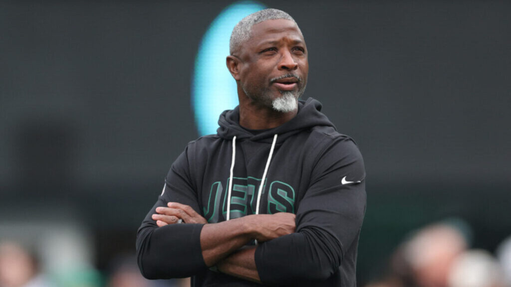 Jets Make Move for 10-Year NFL Playmaker Before Week 2 - Yardbarker
