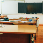 Omaha parents, teachers turn up the heat on district over AC problems in classrooms - Heartlander News