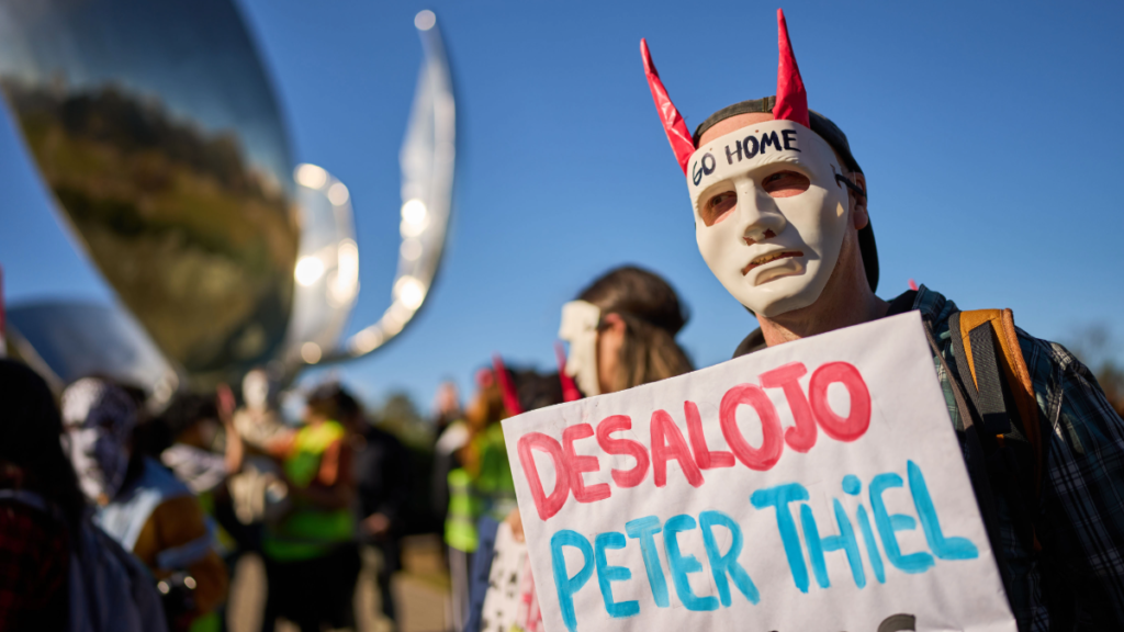 Analyzing the Influence of Tech Moguls Musk and Thiel in Contemporary Politics - SSBCrack