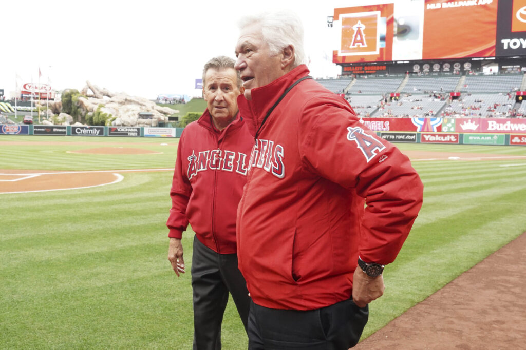 Stan Kroenke buys Angels, ending Arte Moreno’s reign over struggling MLB team - The Big Lead