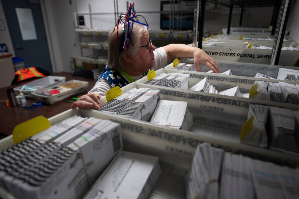 Ballots Rejected for Late Postmarks Surge in Washington and Oregon Amid USPS Changes - SSBCrack