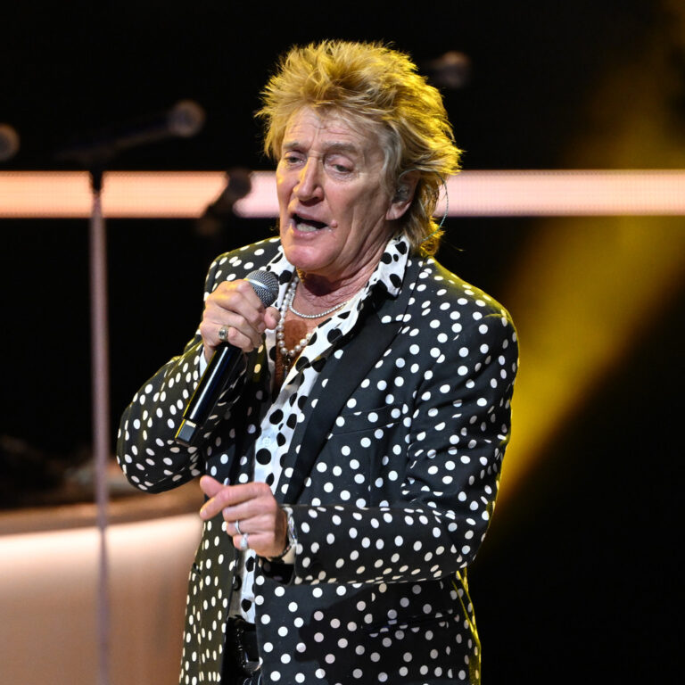 Rod Stewart to embark on ‘last tour ever’ in 2027 - myTalk 107.1