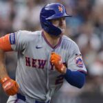 Mets' Jared Young stretchered off after collision with Nolan McLean - Sportsnet.ca