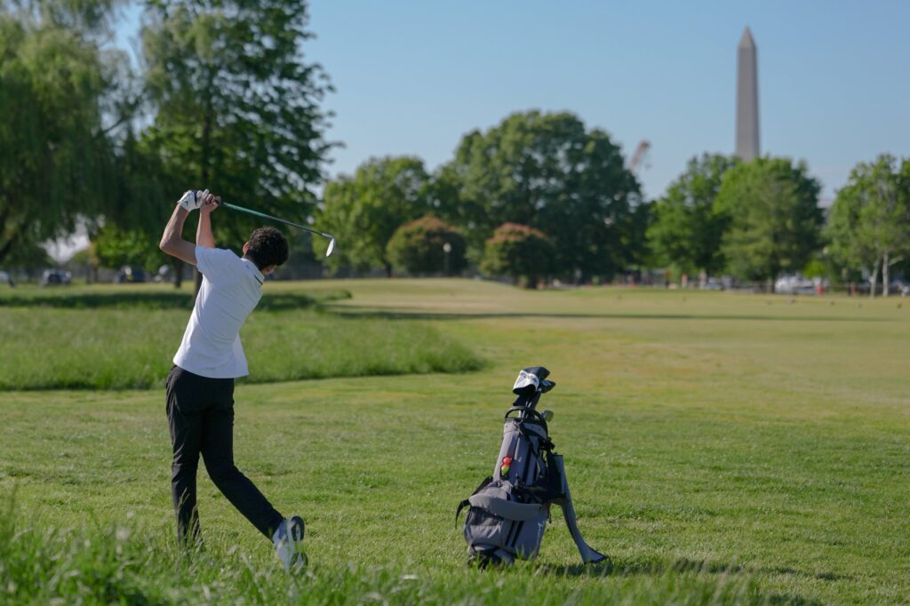 Number of trees chopped down at East Potomac Golf Course increased significantly - WTOP News