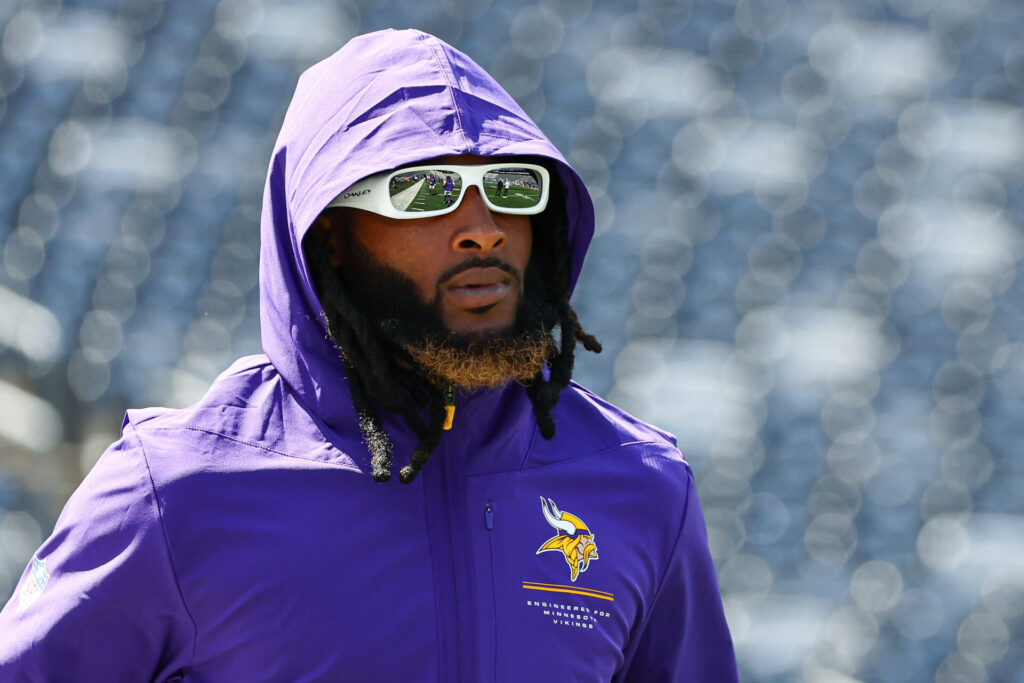 Aaron Jones injury: Vikings have an update on veteran running back after briefly exiting Bears game - thebiglead.com
